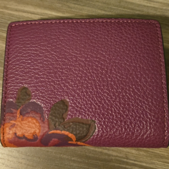 NWT COACH Small Morgan Wallet In Dark Magenta Jumbo Floral Print CF485 - Picture 6 of 8